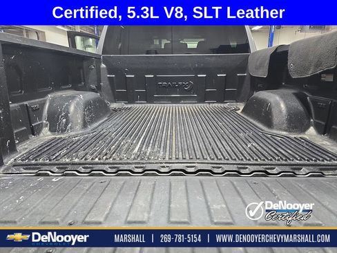 Used 2024 GMC Sierra 1500 SLT AWD/4WD image 12