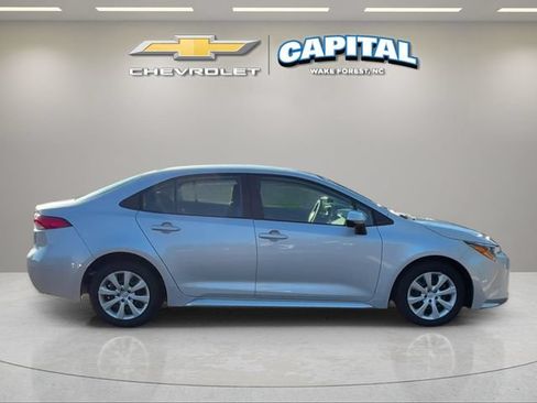 Used 2023 Toyota Corolla LE FWD image 6