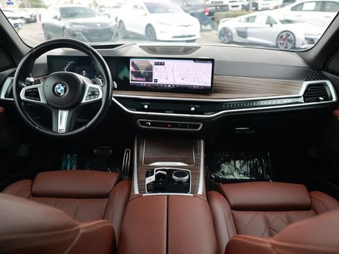 Used 2024 BMW X5 sDrive40i w/ M Sport Package RWD image 25