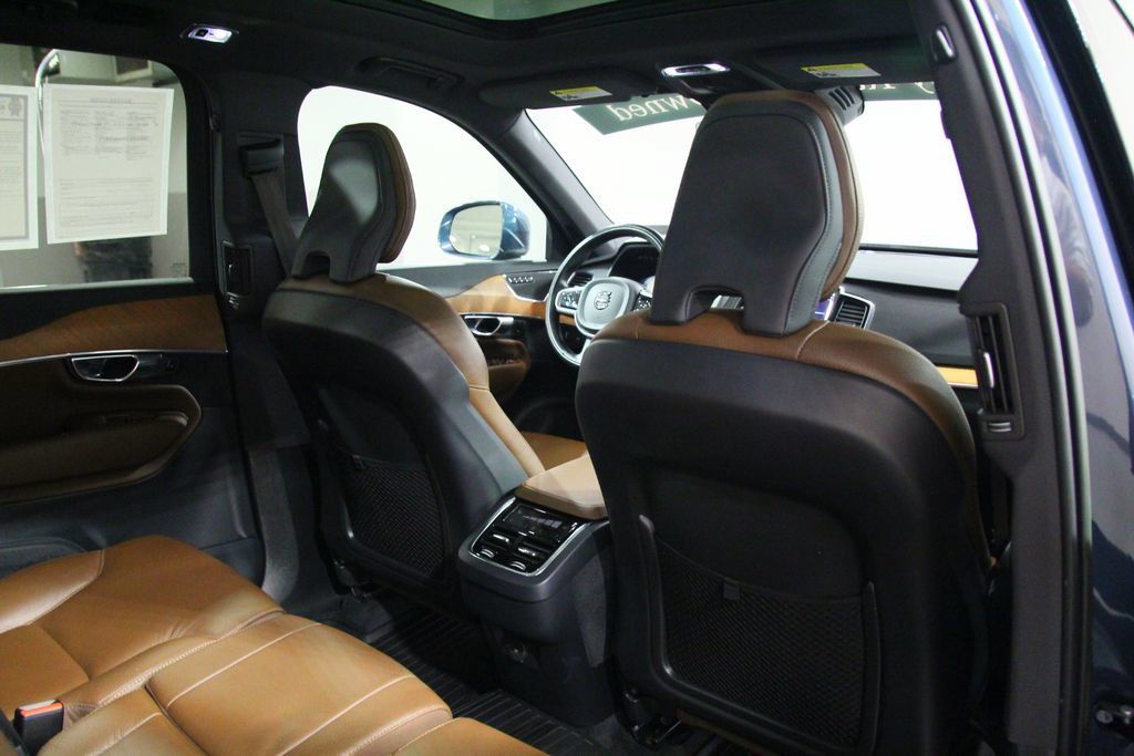 Used 2022 Volvo XC90 T6 Momentum w/ Advanced Package AWD/4WD image 22