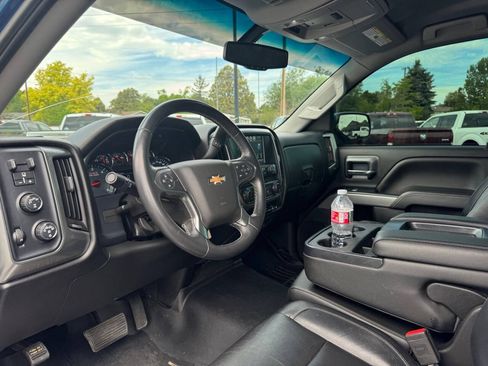 Used 2018 Chevrolet Silverado 1500 LT w/ All Star Edition AWD/4WD image 11