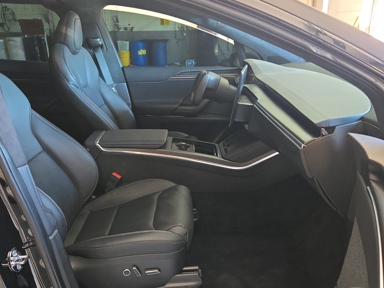Used 2024 Tesla Model X Plaid AWD/4WD image 3