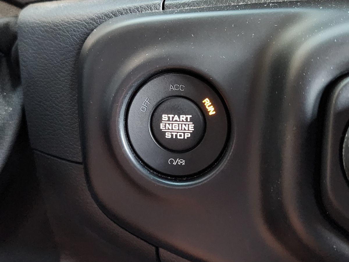 Used 2021 Jeep Gladiator Sport AWD/4WD image 40
