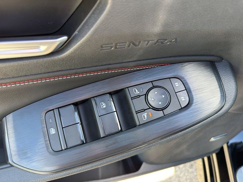 New 2026 Nissan Sentra SR FWD image 12