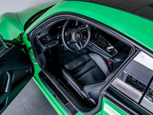 Certified 2025 Porsche 911 Carrera 4 GTS image 4