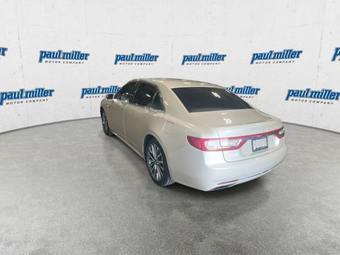 Used 2017 Lincoln Continental Select FWD image 8