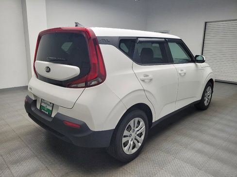 Used 2021 Kia Soul LX FWD image 9