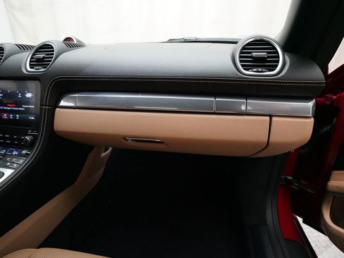 Certified 2021 Porsche 718 Boxster image 24