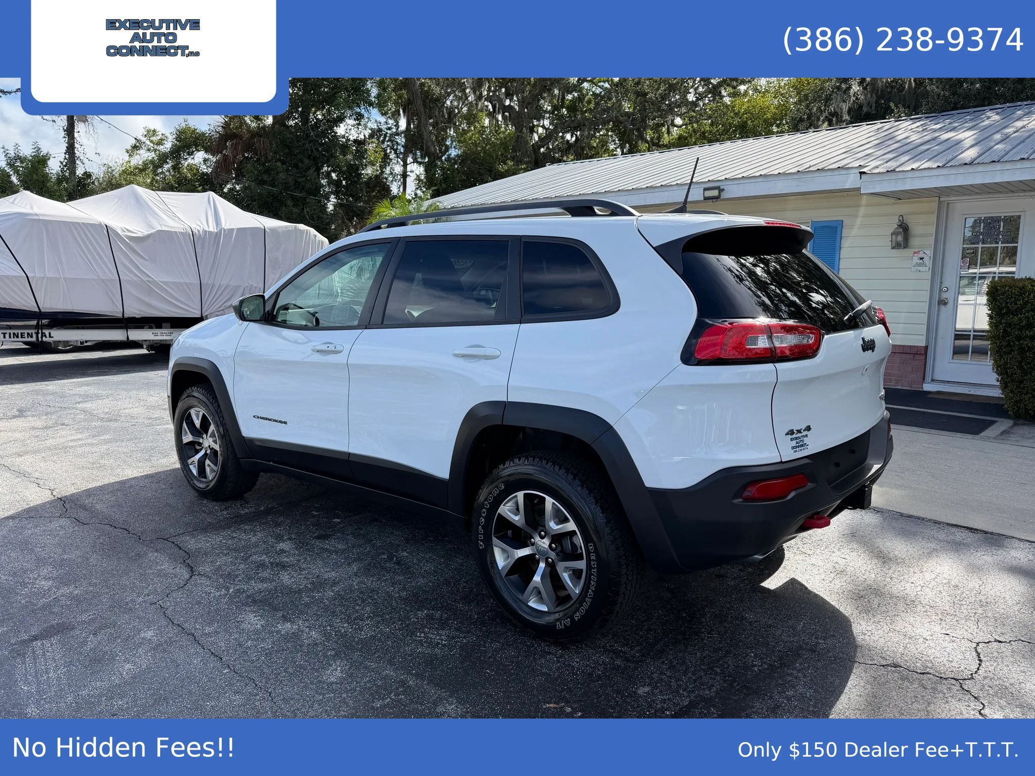 Used 2017 Jeep Cherokee Trailhawk w/ Comfort/Convenience Group AWD/4WD image 7
