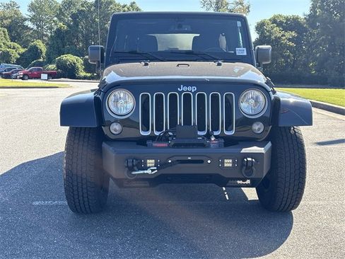 Used 2016 Jeep Wrangler Unlimited Sahara w/ Connectivity Group image 2