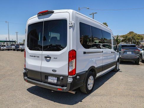 Used 2024 Ford Transit 350 XLT RWD image 4