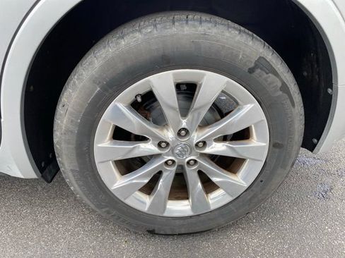 Used 2017 Buick Envision Essence FWD image 27