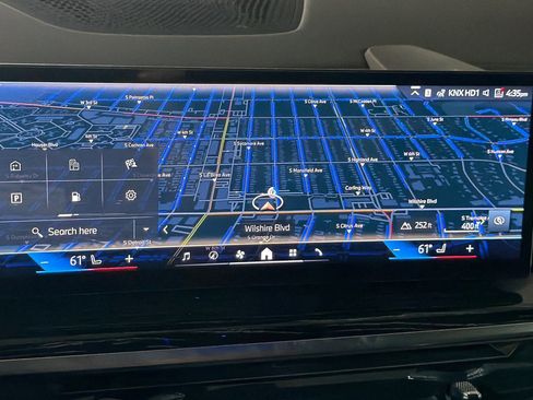 New 2026 BMW X5 xDrive50e w/ M Sport Package image 24