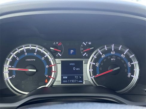 Used 2018 Toyota 4Runner Limited image 38