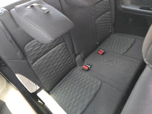 Used 2023 Nissan Pathfinder S FWD image 14