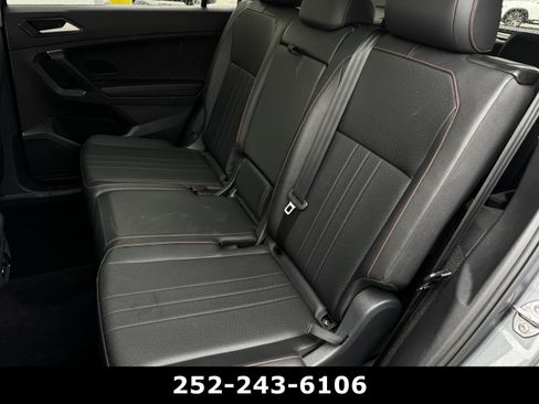 Used 2024 Volkswagen Tiguan Wolfsburg Edition image 27