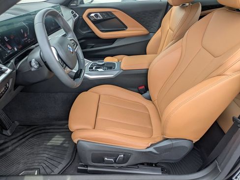 Used 2025 BMW 230i Coupe w/ Convenience Package RWD image 11