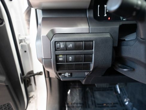 Used 2024 Toyota Tacoma SR5 image 11