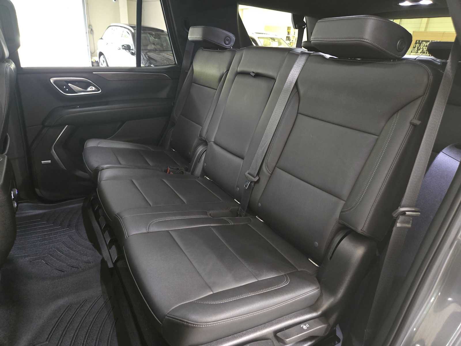 Used 2021 Chevrolet Tahoe LT AWD/4WD image 17