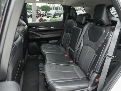 Used 2024 INFINITI QX60 Pure image 31