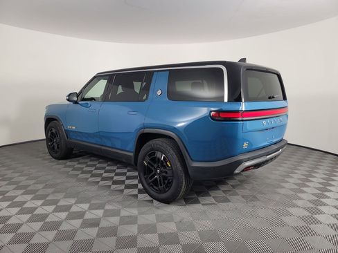 Used 2023 Rivian R1S Adventure image 3