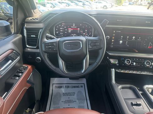 Used 2026 GMC Sierra 2500 Denali Ultimate w/ Max Trailering Package AWD/4WD image 15