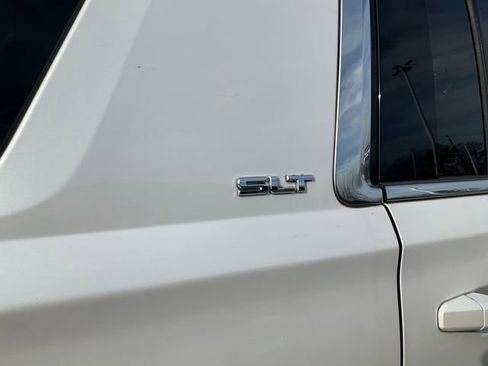 Used 2018 GMC Yukon XL SLT w/ Open Road Package image 8