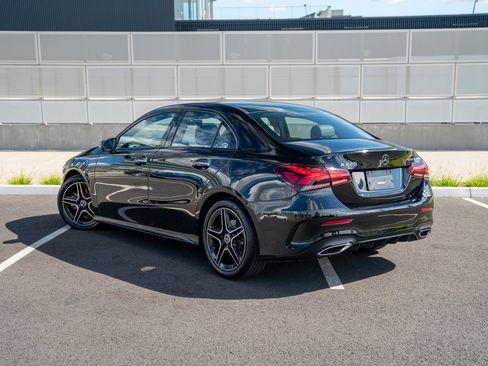 Used 2022 Mercedes-Benz A 220 4MATIC image 3