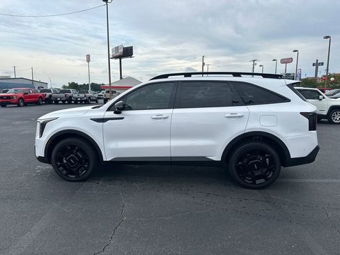 Used 2024 Kia Sorento SX Prestige w/ Sage Leather Package AWD/4WD image 4