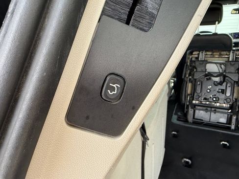 Used 2020 Dodge Grand Caravan SXT FWD image 15