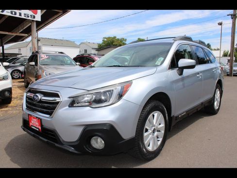 Used 2018 Subaru Outback 2.5i Premium AWD/4WD image 1