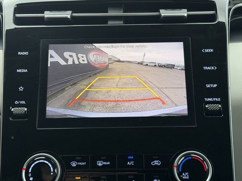 Used 2023 Hyundai Tucson SEL image 9