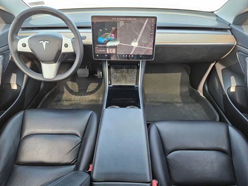 Used 2020 Tesla Model 3 Standard Range Plus image 16