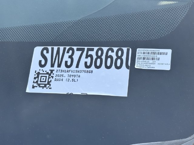 Used 2025 Toyota RAV4 LE FWD image 30