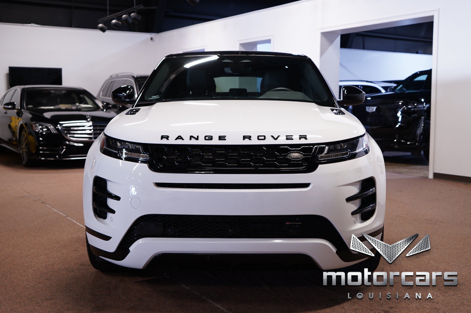 Used 2023 Land Rover Range Rover Evoque R-Dynamic S AWD/4WD image 2