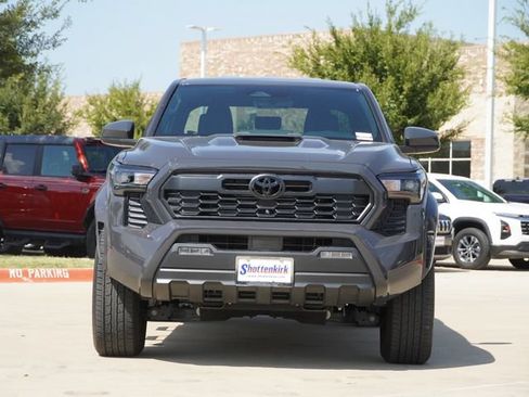 Used 2026 Toyota Tacoma TRD Sport AWD/4WD image 2