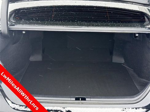 Used 2023 Toyota Camry SE image 9