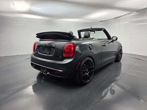 Used 2018 MINI Cooper S image 4
