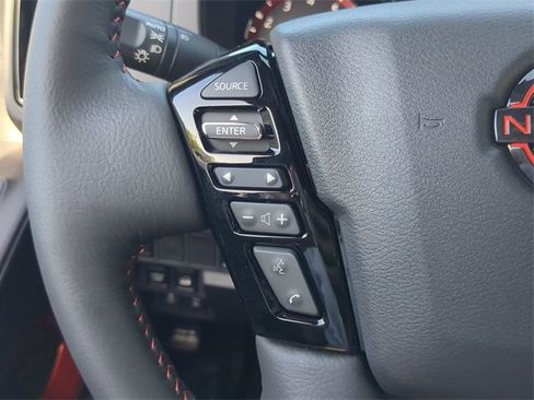 Certified 2025 Nissan Frontier PRO-4X w/ Pro Convenience Package image 23