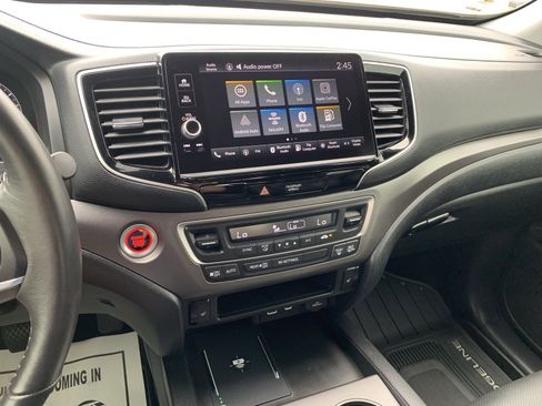 Certified 2025 Honda Ridgeline RTL image 22