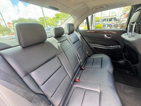 Used 2014 Mercedes-Benz E 350 Sedan image 26