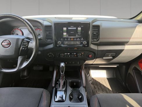 Used 2022 Nissan Frontier PRO-4X AWD/4WD image 15