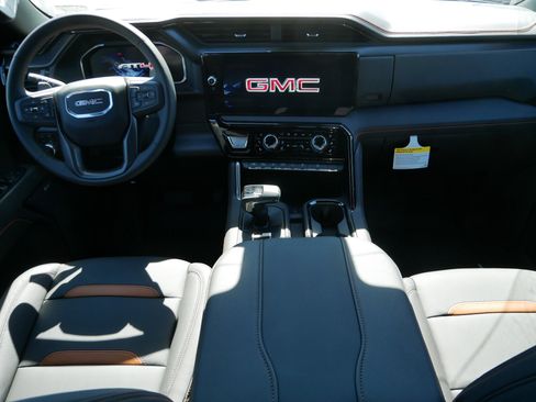 New 2026 GMC Sierra 1500 AT4 w/ Technology Package image 6