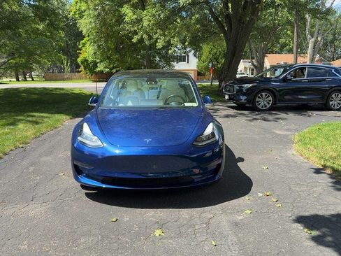 Used 2020 Tesla Model 3 Long Range AWD/4WD image 3