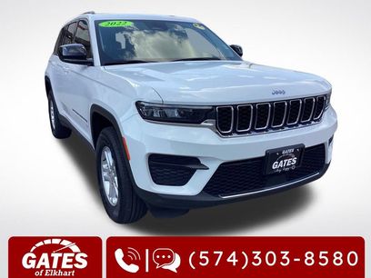 Used 2022 Jeep Grand Cherokee Laredo w/ Luxury Tech Group I