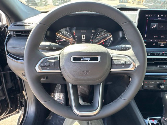New 2026 Jeep Compass Latitude AWD/4WD image 11