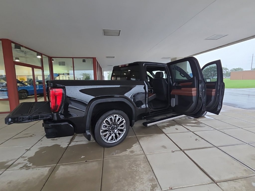 Used 2025 GMC Sierra 1500 Denali Ultimate AWD/4WD image 15