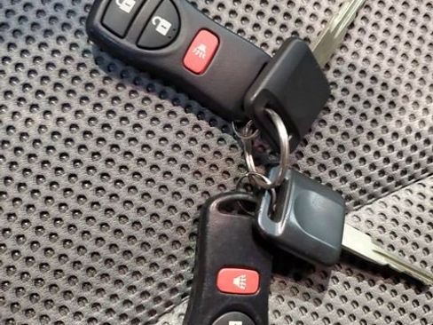 Used 2014 Nissan Frontier SV w/ SV Value Truck Package image 31