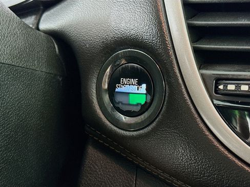 Used 2017 Chevrolet Trax LT w/ LT Convenience Package image 20