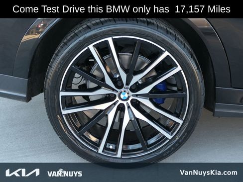 Used 2024 BMW X6 xDrive40i w/ Premium Package image 9